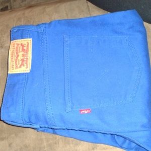 Levi capris Brand new